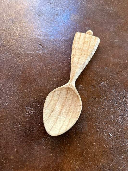 Spoon Carving with Green Wood