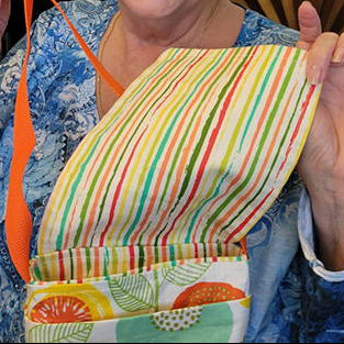 Sew Your Own Cross-Body Bag with 2 Pockets!